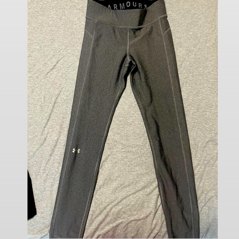 Under Armour size small tights heat gear